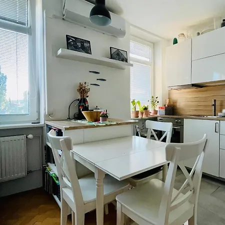 Apartmán Apartman S Dobrou Dostupnostou Raca